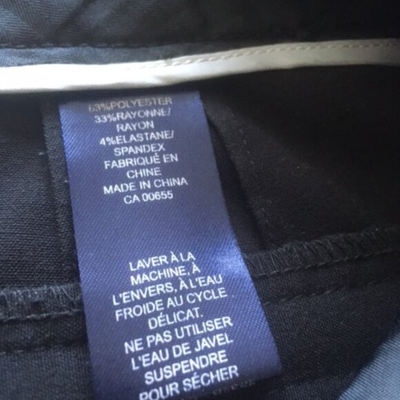 Reitman's Black Cuffed Bermuda-length dress shorts US Size 9 - Picture 7 of 8